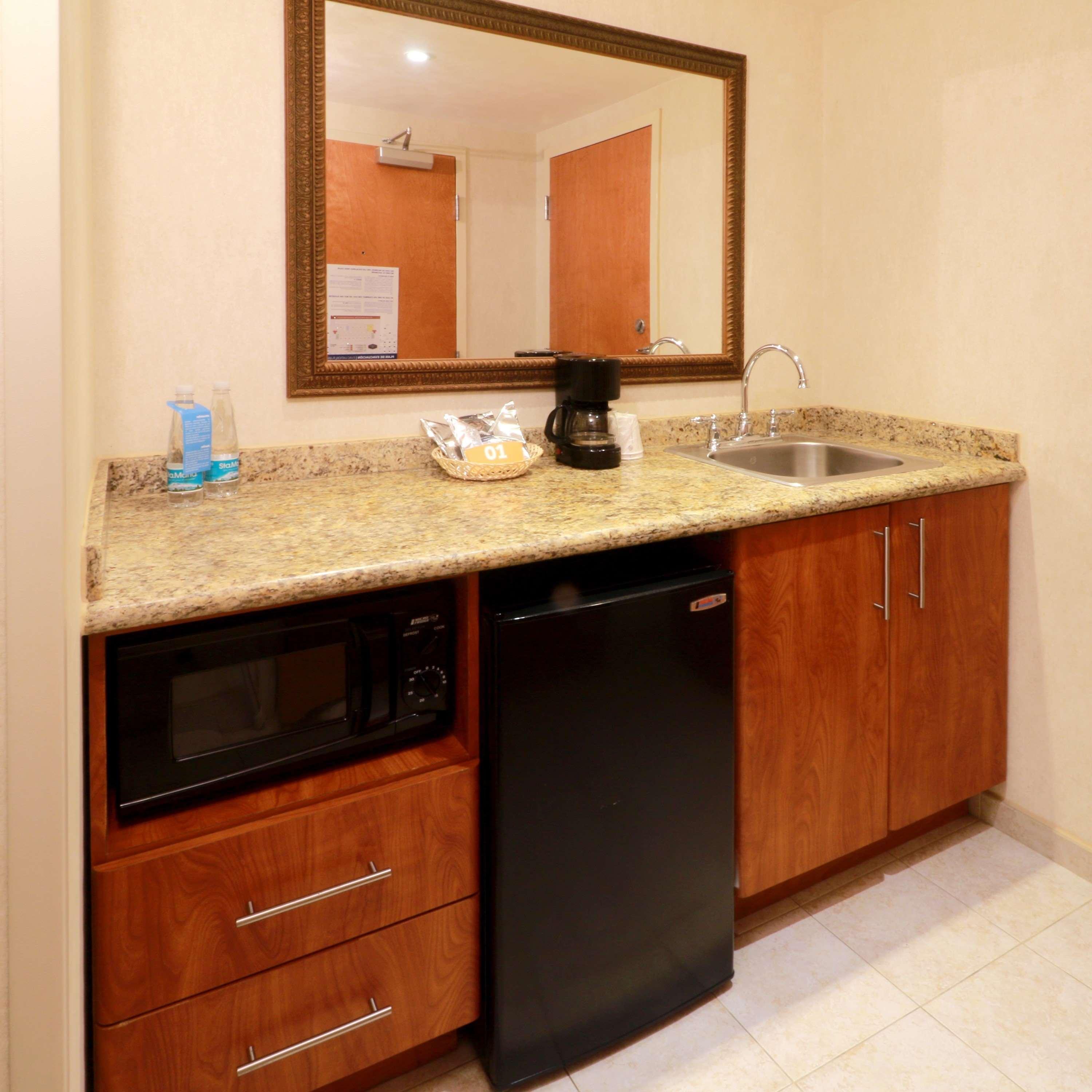 Hotel Hampton By Hilton Reynosa Zona Industrial Esterno foto