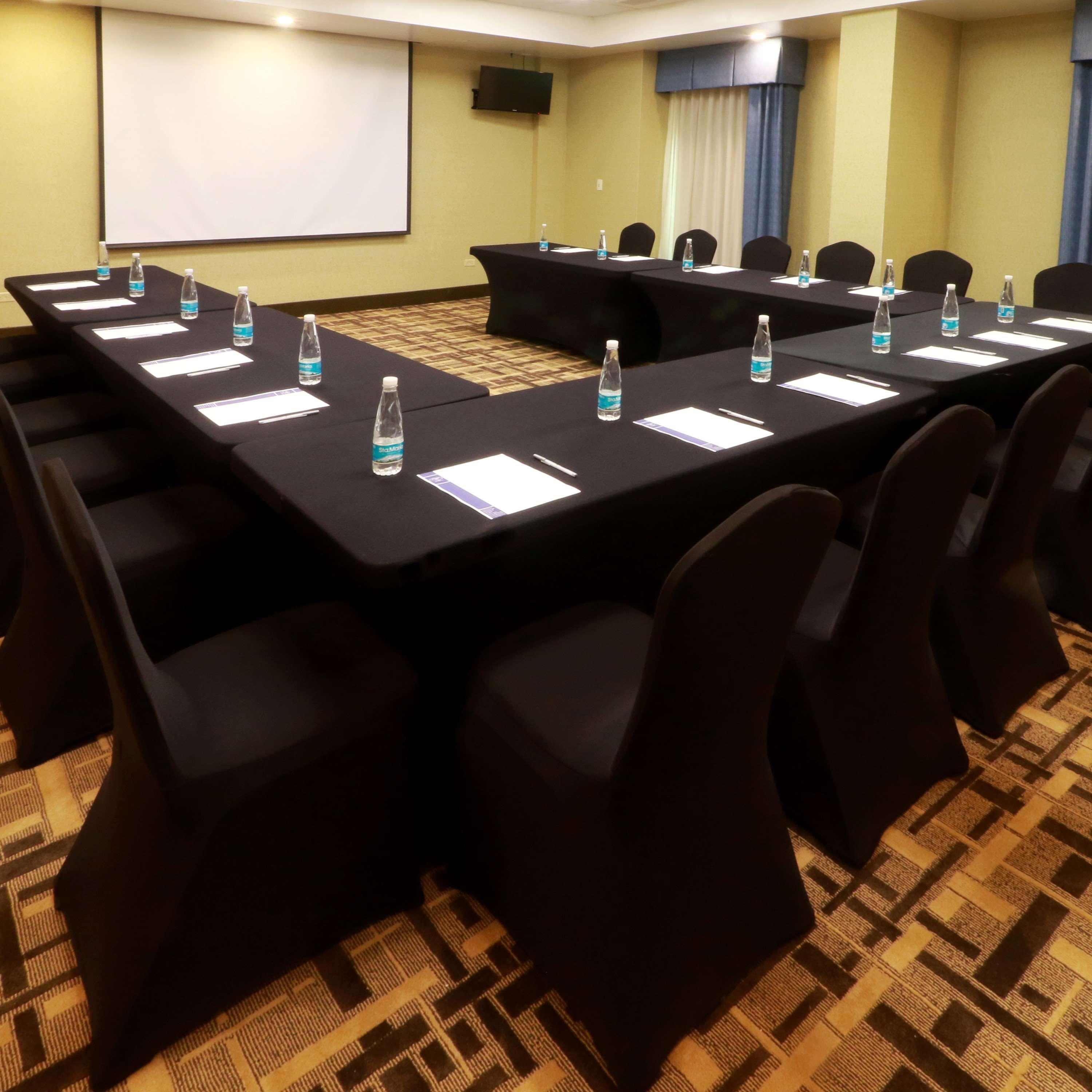 Hotel Hampton By Hilton Reynosa Zona Industrial Esterno foto