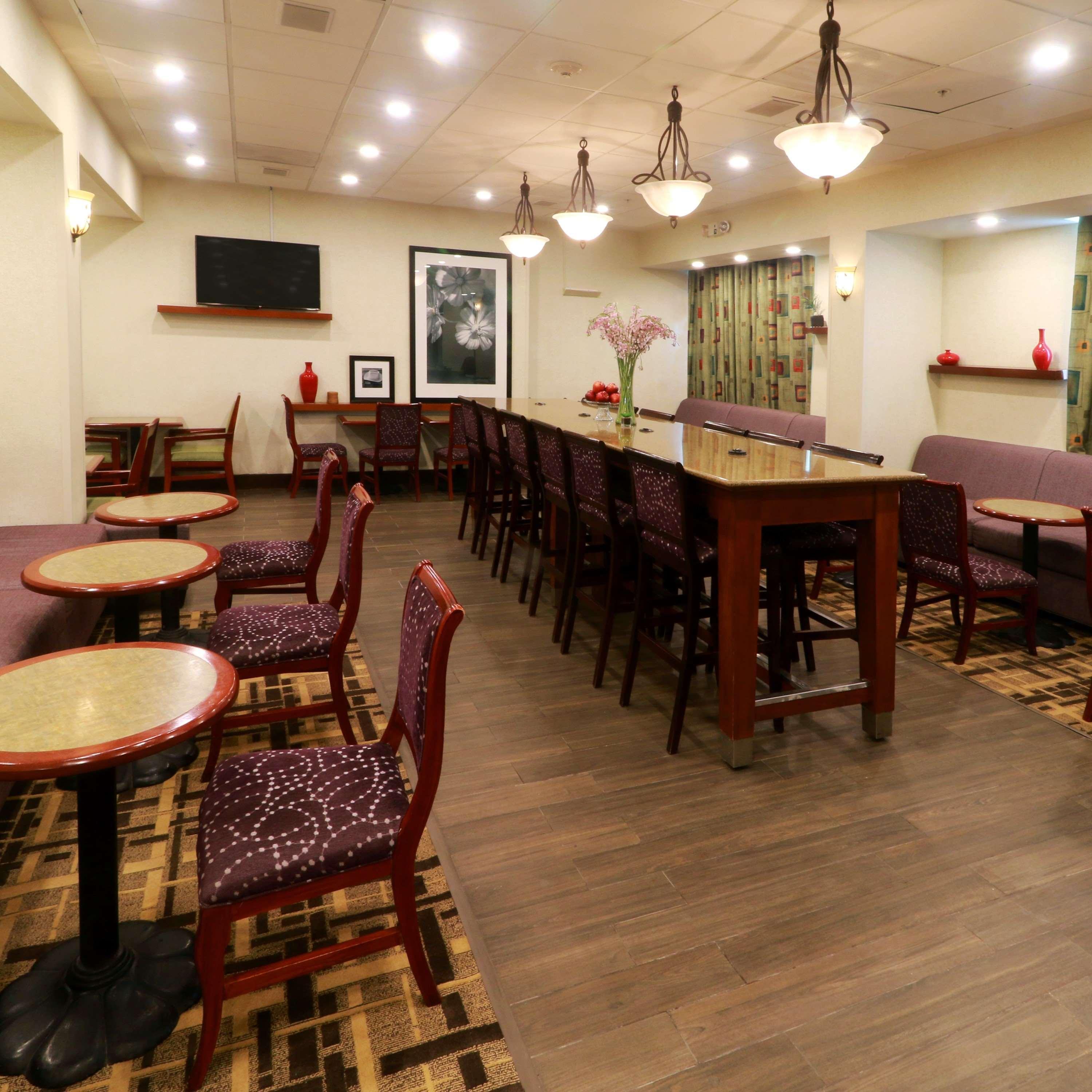 Hotel Hampton By Hilton Reynosa Zona Industrial Esterno foto