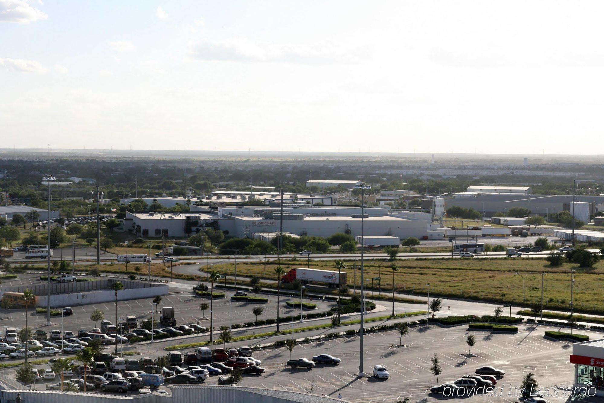 Hotel Hampton By Hilton Reynosa Zona Industrial Esterno foto