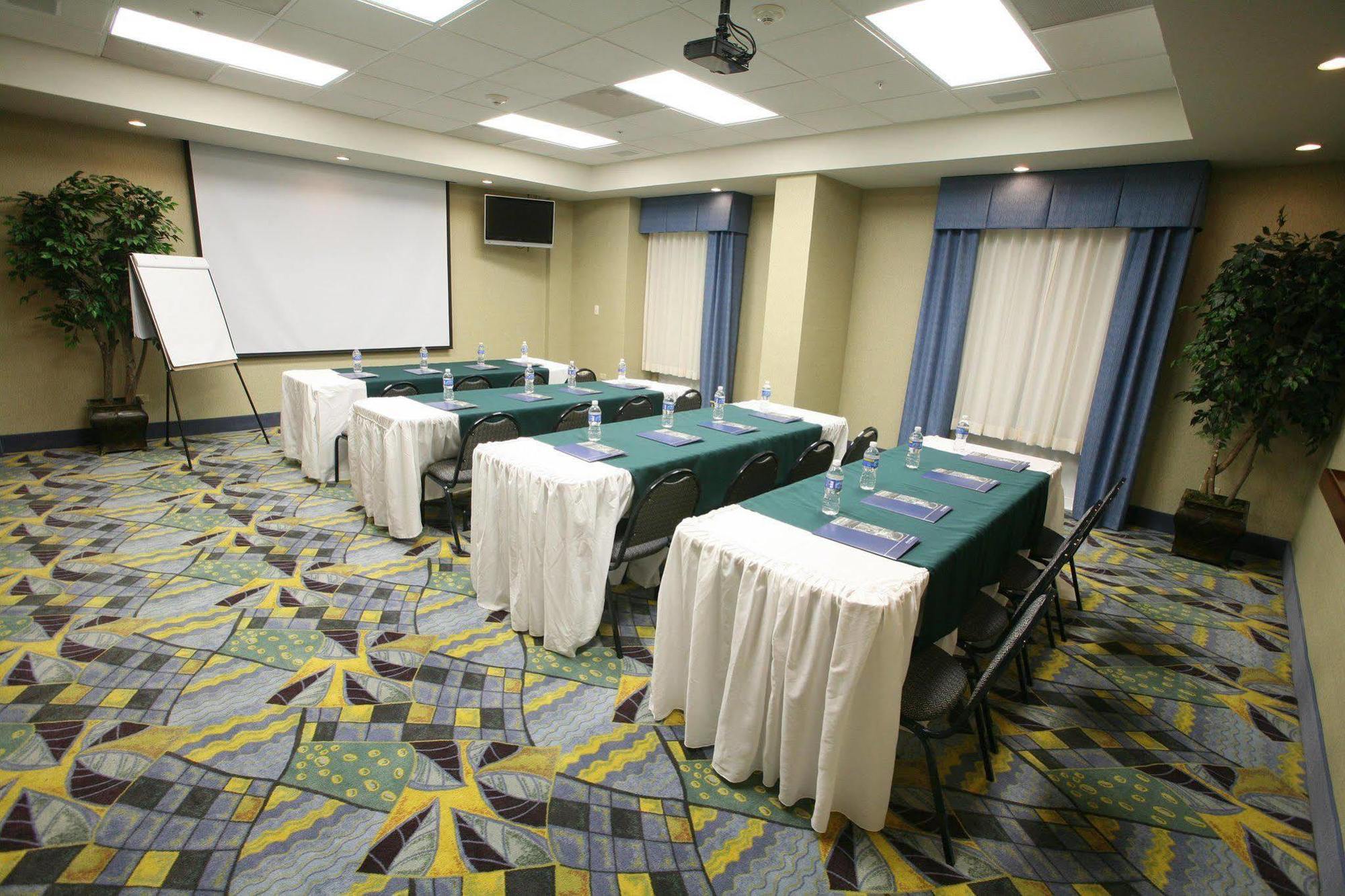 Hotel Hampton By Hilton Reynosa Zona Industrial Servizi foto